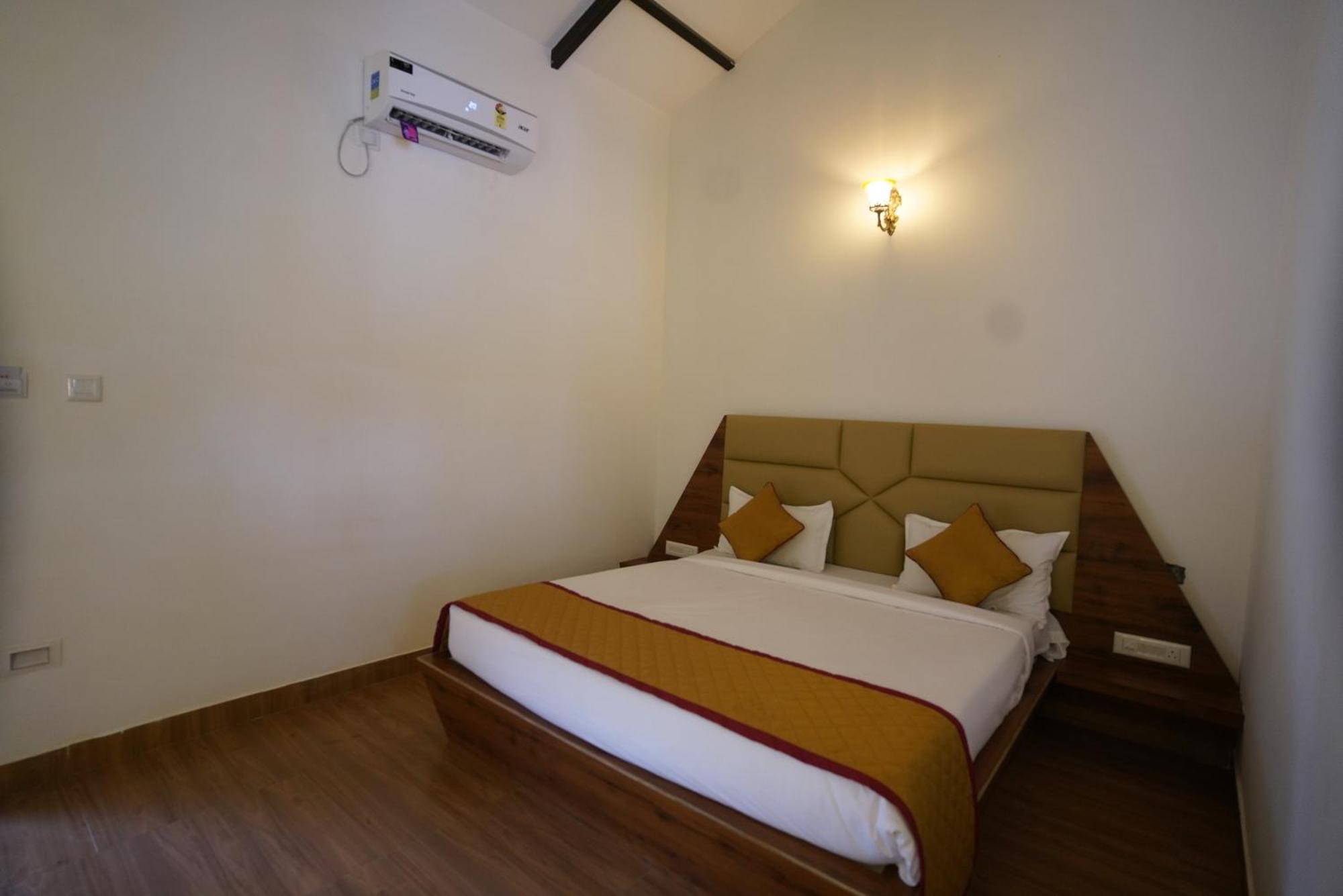 Q Mango Resort Rāmanagaram 外观 照片